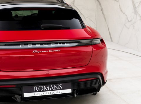 Porsche Taycan Turbo Cross Turismo 26