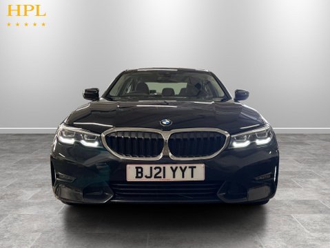 BMW 3 Series 2.0 318i Sport Saloon 4dr Petrol Auto Euro 6 (s/s) (156 ps) 2