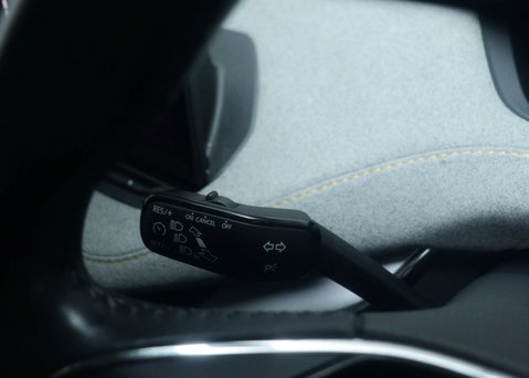 Skoda Enyaq Enyaq iV 60 Nav Lounge 5dr 35