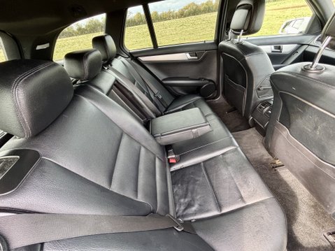 Mercedes-Benz C Class C220 CDI BLUEEFFICIENCY AMG SPORT Estate 11