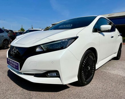 Nissan LEAF Leaf Tekna Electric 110kw, 39kwh (Automatic) 76