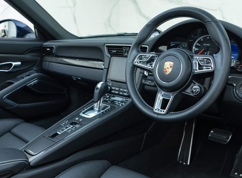 Porsche 911 Turbo Cabriolet (991.2) 11