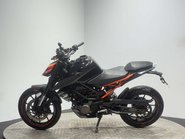KTM Duke 2017 19K SPARES OR REPAIR PROJECT NAKED SUPERMOTO BIKE 125CC 4