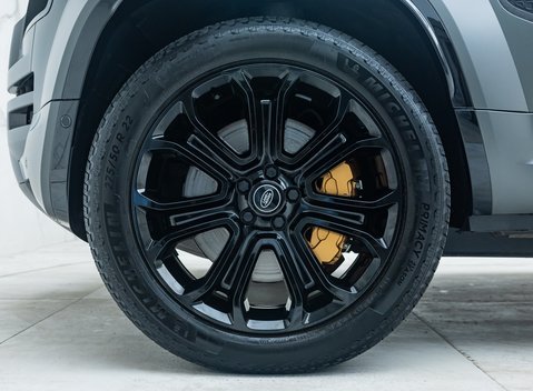 Land Rover Defender 110 OCTA EDITION ONE 14