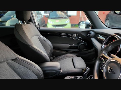 Mini Hatch COOPER S LEVEL 2 19