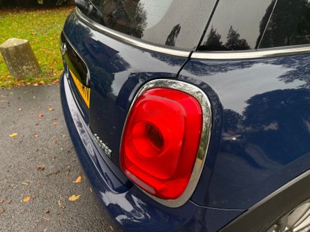 Mini Hatch COOPER SEVEN 16