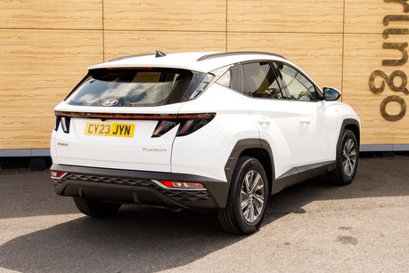 Hyundai TUCSON T-GDI SE CONNECT DCT MHEV