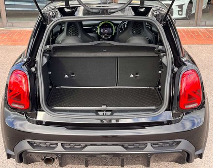 Mini Hatch 1.5 Cooper Sport 3dr 75