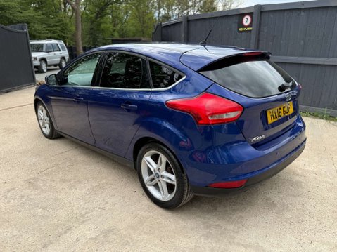 Ford Focus 1.0 Focus Zetec 5dr 21