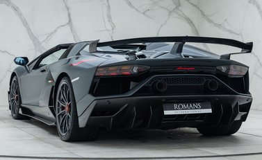 Lamborghini Aventador SVJ LP 770-4 ROADSTER 13
