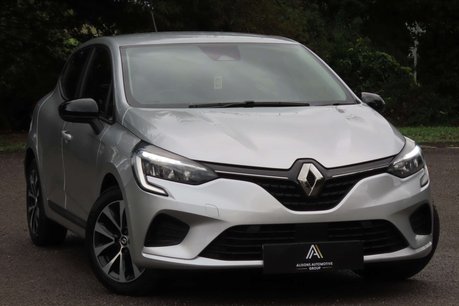 Renault Clio 1.6 E-TECH Evolution Hatchback 5dr Petrol Hybrid Auto Euro 6 (s/s) (145 ps) 3