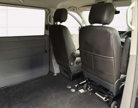 Volkswagen Transporter 2.0 Transporter SE TDI Semi-Auto 5dr 19