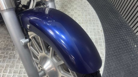 Triumph Bonneville 2011 ONLY 21K NEW MOT CRUISER 865CC 18