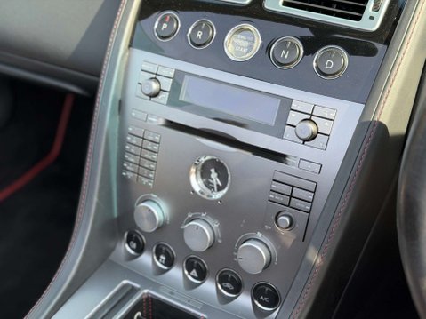 Aston Martin DB9 5.9 DB9 Volante Auto 2dr 9