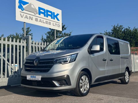 Renault Trafic 2.0 dCi Blue LL30 Sport Crew Van Double Cab 6dr Diesel Manual L2 H1 Euro 6 36
