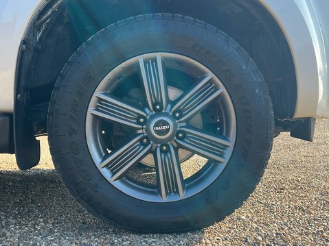 Isuzu D-Max BLADE DCB 4