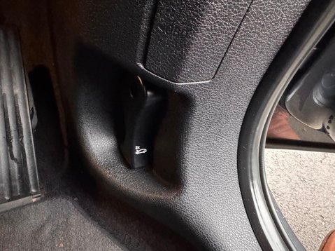 BMW 2 Series 220I M SPORT ACTIVE TOURER 81