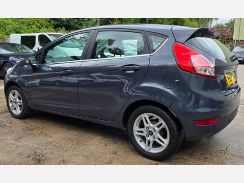 Ford Fiesta 1.5 TDCi Zetec Euro 5 5dr 15