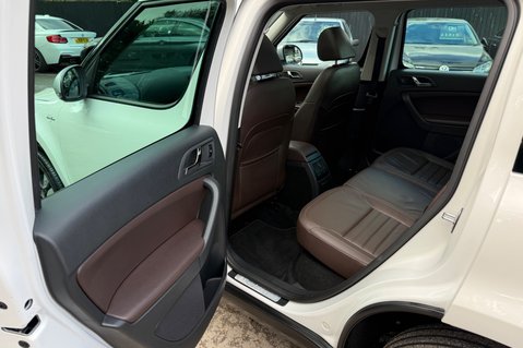 Skoda Yeti Outdoor LAURIN AND KLEMENT TDI DSG - RARE CAR - PAN ROOF -APPLE CARPLAY -8 SERVICES 29
