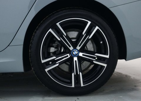 BMW 3 Series 2.0 330E M Sport Auto 4dr 16