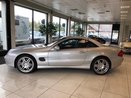 Mercedes-Benz SL Series SL500 V8 13
