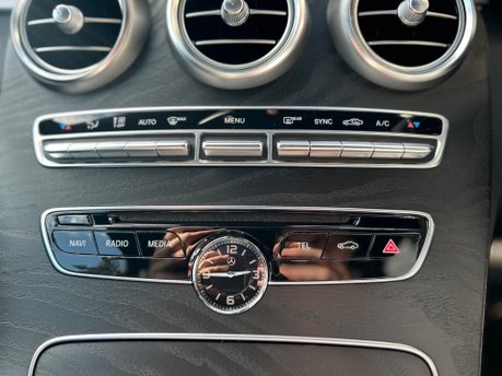 Mercedes-Benz C Class C 220 D AMG LINE PREMIUM PLUS COUPE 25