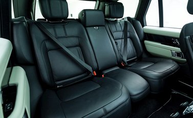 Land Rover Range Rover 3.0 SDV6 Autobiography 12