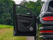 Bentley Bentayga V8 7