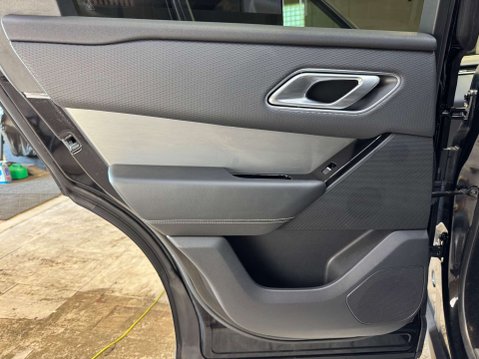 Land Rover Range Rover Velar 2.0 Range Rover Velar R-Dynamic S D240 Auto 4WD 5dr 70