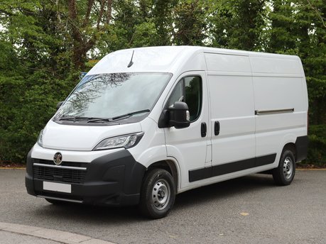Vauxhall Movano 3500 L3H2 2.2 Turbo D 140 Prime 4