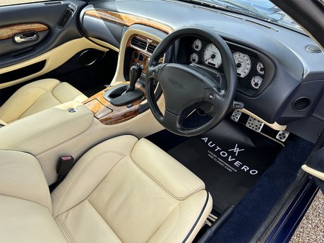 Aston Martin DB7 VANTAGE V12 JUBILEE 38