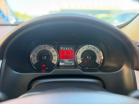 Jaguar XF 3.0 V6 Luxury Auto Euro 4 4dr 38