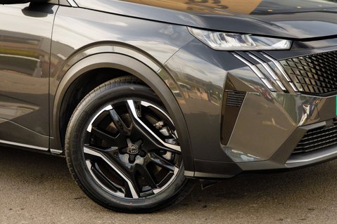 Peugeot 3008 ALLURE 12