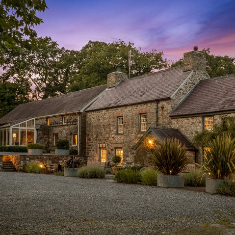 Rural charm with 21st century style