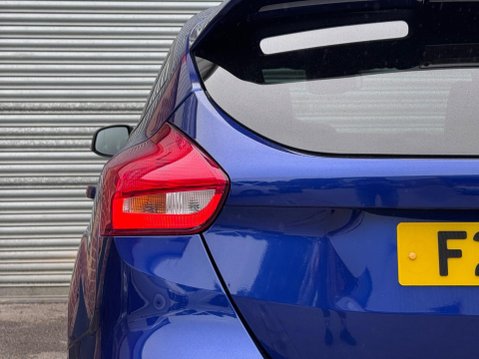 Ford Focus 2.0 TDCi ST-2 Hatchback 5dr Diesel Manual Euro 6 (s/s) (185 ps) 21