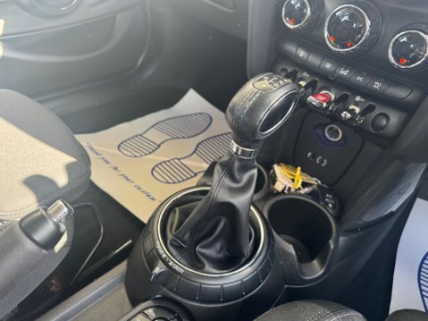 Mini Hatch 1.5 Cooper D Auto Euro 6 (s/s) 5dr 23