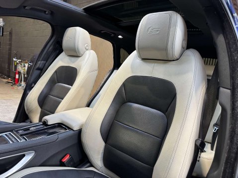 Jaguar F-Pace 3.0 F-PACE V6 S AWD D Auto 4WD 5dr 72