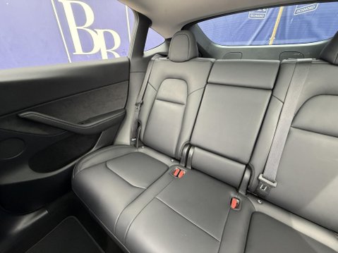 Tesla Model Y (Dual Motor) Long Range SUV 5dr Electric Auto 4WDE (384 bhp) 27
