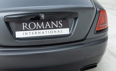 Rolls-Royce Wraith Black Badge 27