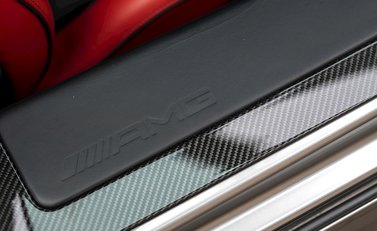 Mercedes-Benz SLS AMG 26