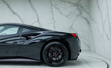 Ferrari 488 GTB Tailor Made 54