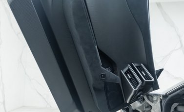 Ford GT Carbon Series 32