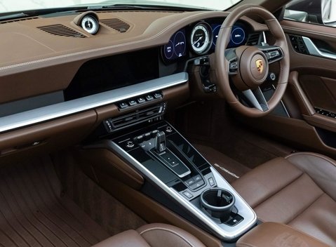 Porsche 911 Turbo S Cabriolet (992) 14