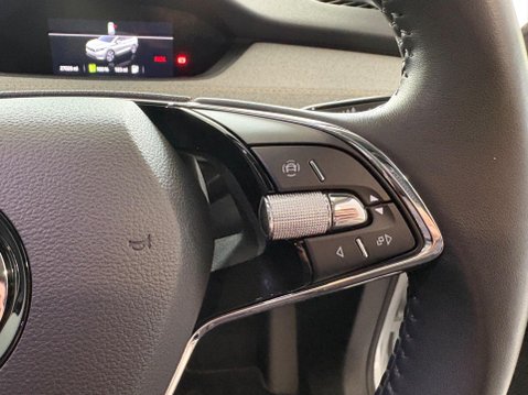 Skoda Enyaq iV 62kWh 60 Auto 5dr (DC120kW) 19