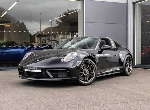 Porsche 911 Targa (992) 50 Years Porsche Design Edition 2