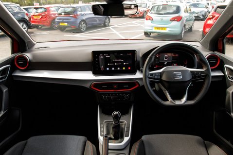 SEAT Arona ECOTSI FR 3