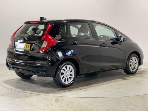Honda Jazz 1.3 i-VTEC SE Navi Hatchback 5dr Petrol CVT Euro 6 (s/s) (102 ps) Alloys 8