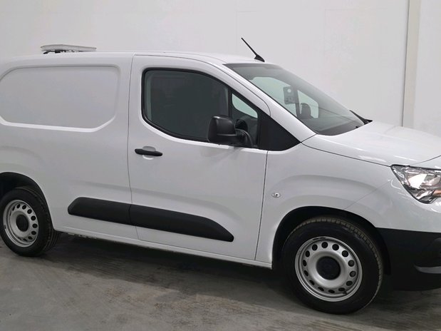 Vauxhall Combo COMBO CARGO L1 DIESEL 2300 1.5 Turbo D 100ps H1 Prime Van 3