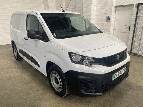 Peugeot Partner PROFESSIONAL PREMIUM PLUS L1 3