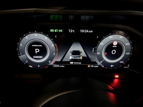 Nissan Qashqai 1.3 DIG-T MHEV N-Connecta SUV 5dr Petrol Hybrid XTRON Euro 6 (s/s) (158 ps) 13